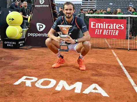 thiago seyboth wild daniil medvedev wimbledon